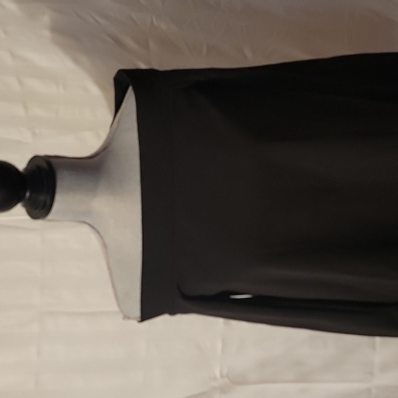 ZARA Basic Collection Woman's Black Off the Shoulder Asymmetric Hem Top, Size: S - Picture 2 of 9